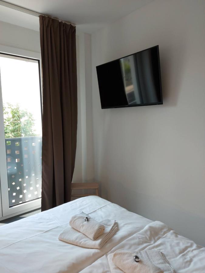 Bed & Breakfast Mozaik Любляна Экстерьер фото