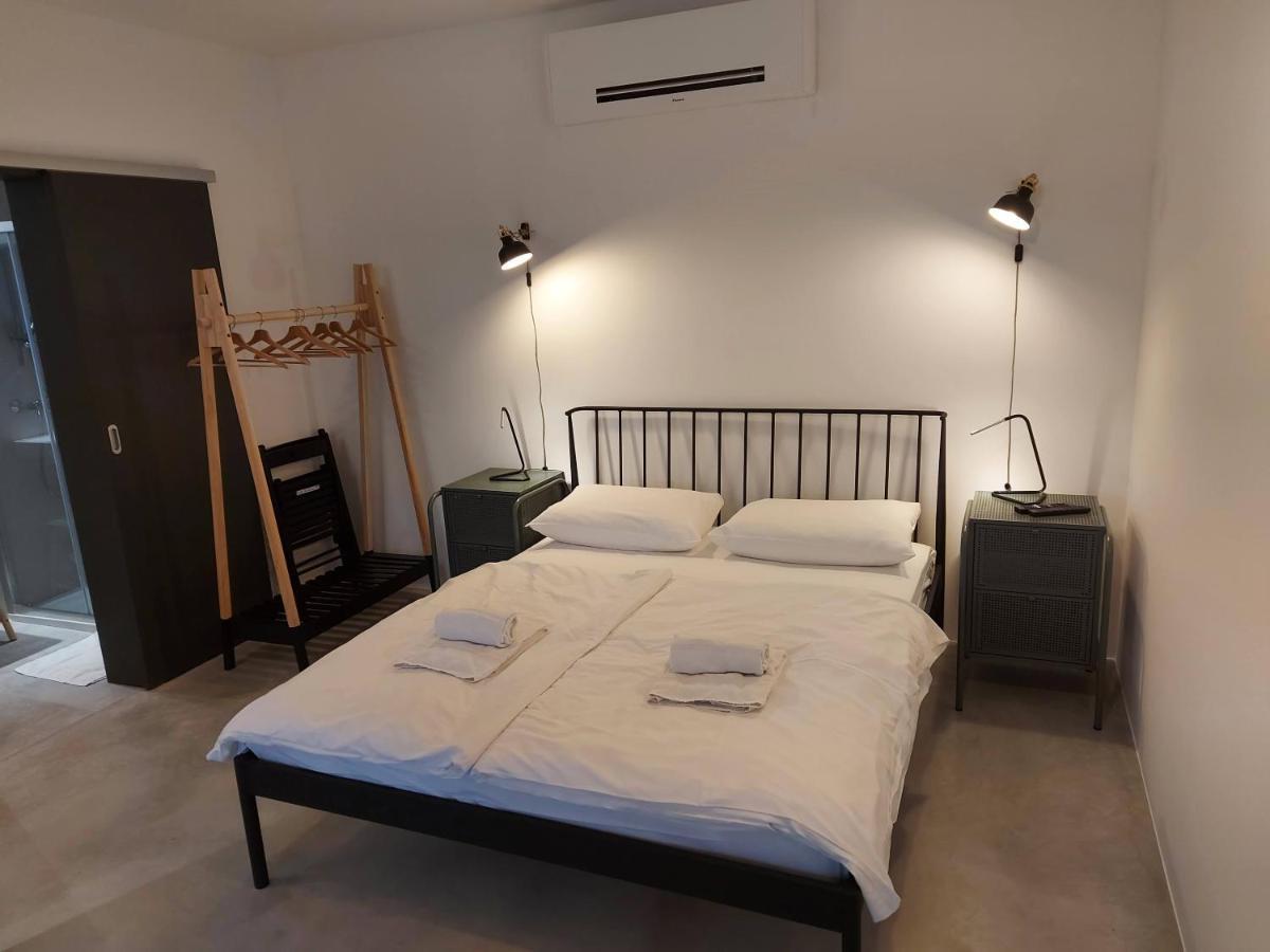 Bed & Breakfast Mozaik Любляна Экстерьер фото